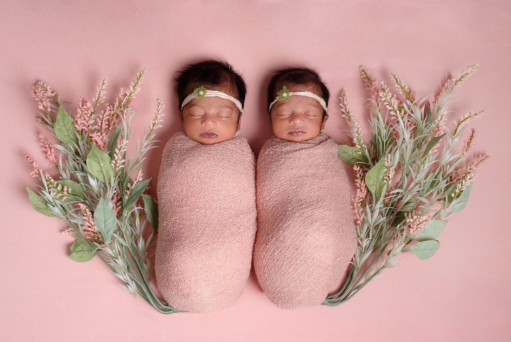 Twins Newborn Photos